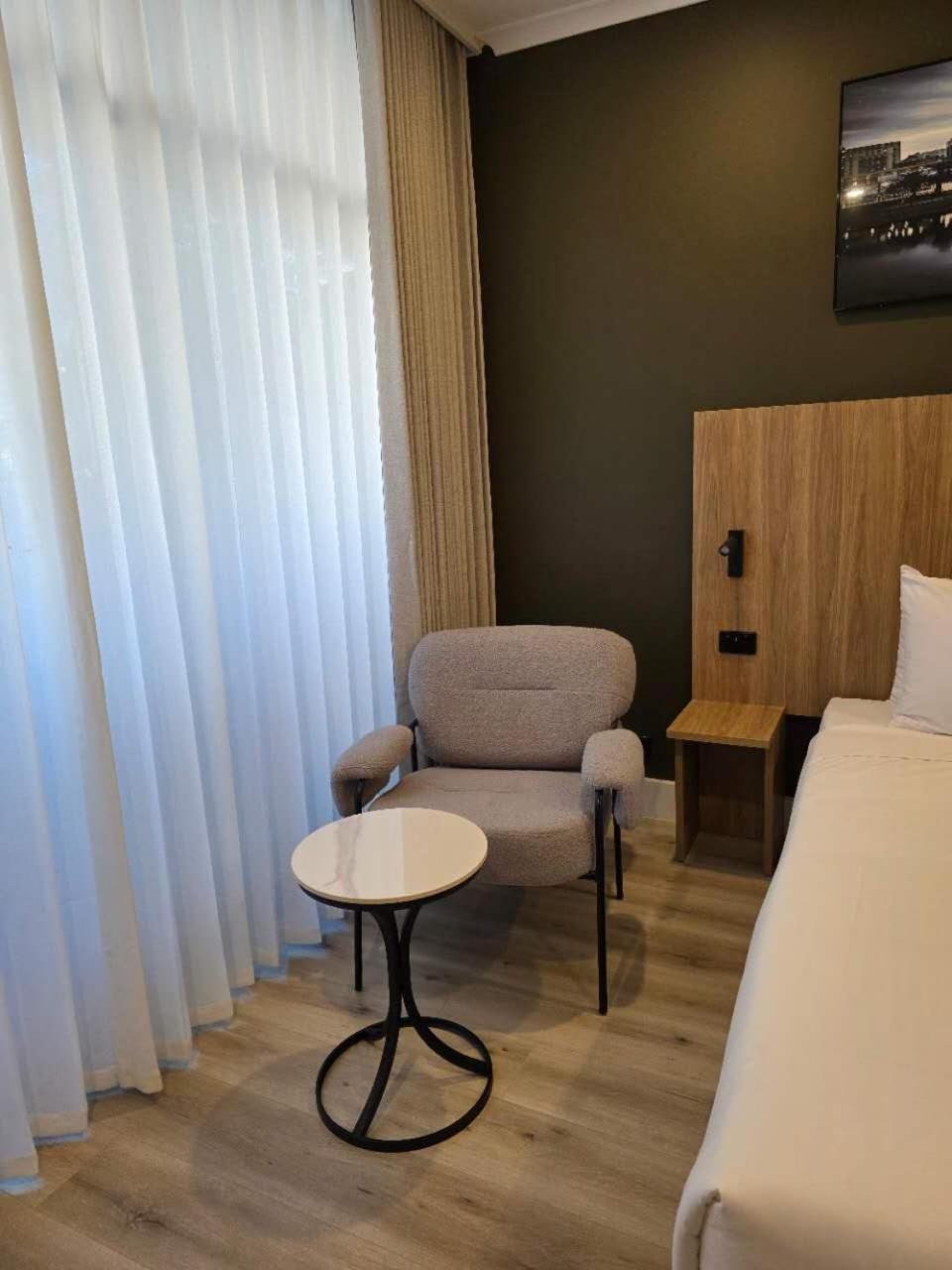 The Parkmore Hotel Melbourne Eksteriør billede